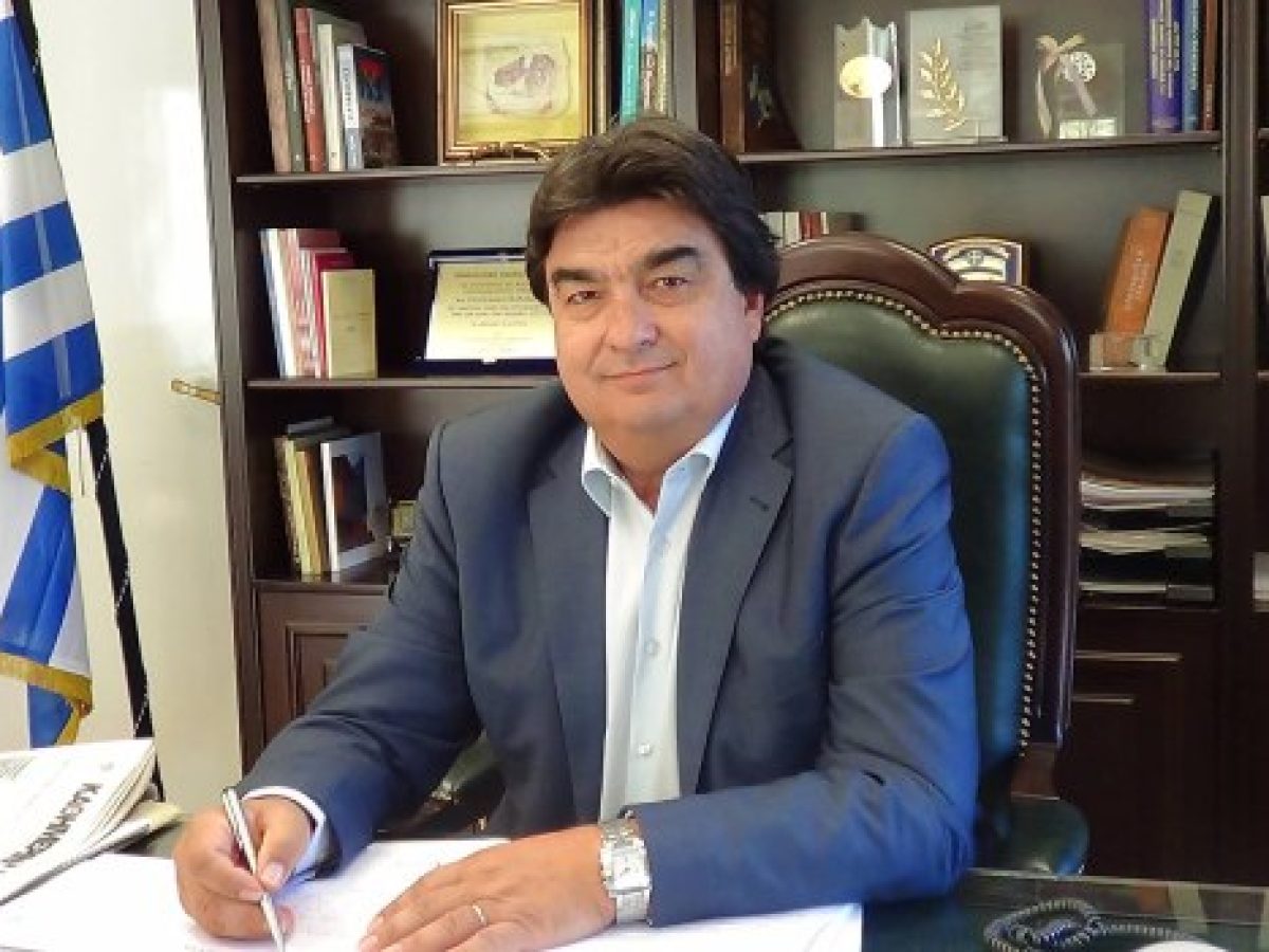 Ο Ευάγγελος Γιαννακούρας θα ορκιστεί ως βουλευτής του ΠΑΣΟΚ – Σύγχυση με τη διαγραφή του το 2023