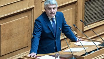 &Omicron; &Kappa;&omega;&nu;&sigma;&tau;&alpha;&nu;&tau;&iota;&nu;ό&pi;&omicron;&upsilon;&lambda;&omicron;&sigmaf; &pi;&alpha;&rho;&alpha;&delta;ί&delta;&epsilon;&iota; &tau;&eta;&nu; έ&delta;&rho;&alpha; &tau;&omicron;&upsilon; &sigma;&tau;&omicron; &Pi;&Alpha;&Sigma;&Omicron;&Kappa; &ndash; &Tau;&omicron; &mu;ή&nu;&upsilon;&mu;&alpha; &pi;&omicron;&upsilon; έ&sigma;&tau;&epsilon;&iota;&lambda;&epsilon; &sigma;&tau;&omicron;&nu; &Alpha;&nu;&delta;&rho;&omicron;&upsilon;&lambda;ά&kappa;&eta;