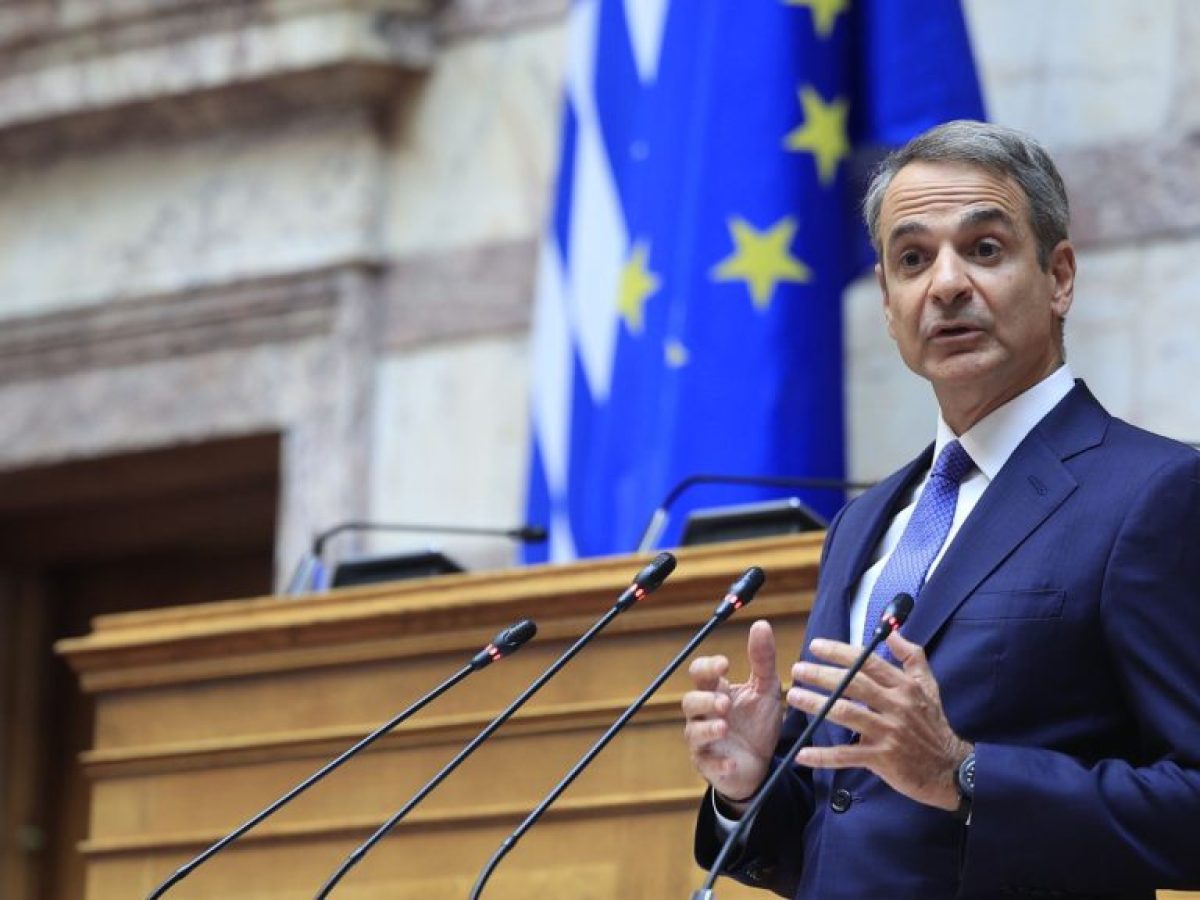 Ο Μητσοτάκης ενημερώνει τη Βουλή για τον πόλεμο: Επένδυση στη σταθερότητα, ανησυχία για τις επιπτώσεις 