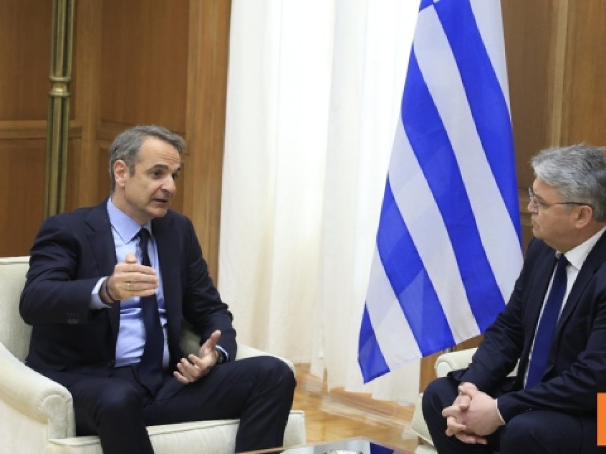 Ο Μητσοτάκης ενημέρωσε τον Νατσιό για τις εξελίξεις στη Μέση Ανατολή