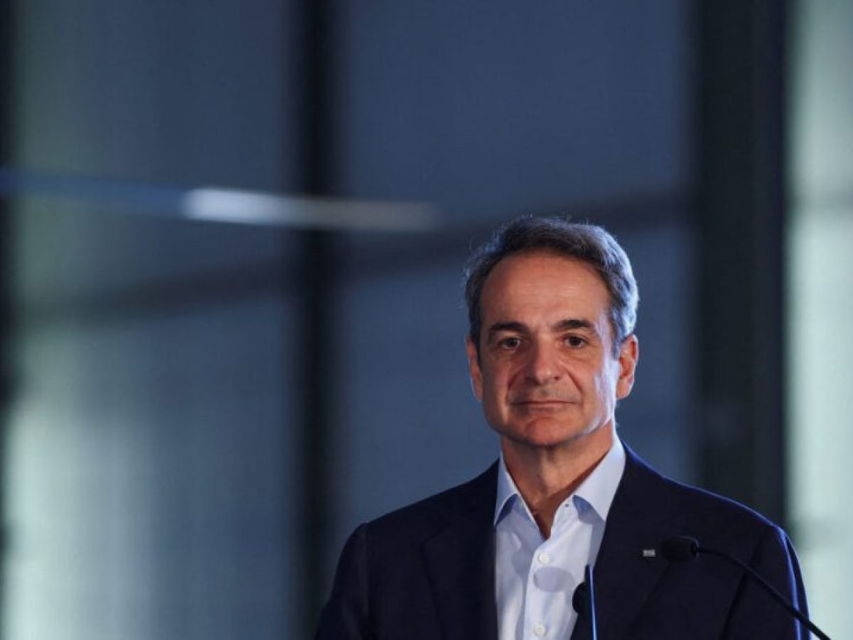 Ο Μητσοτάκης στις Βρυξέλλες με σχέδιο προστασίας των καταναλωτών από τον πόλεμο