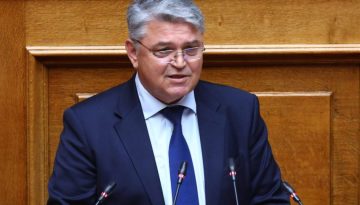 &Omicron; &Nu;&alpha;&tau;&sigma;&iota;ό&sigmaf; &tau;&omicron; &laquo;&pi;&alpha;&lambda;&epsilon;ύ&epsilon;&iota;&raquo; &ndash; &Pi;&rho;&omicron;&sigma;έ&lambda;&alpha;&beta;&epsilon; &epsilon;&tau;&alpha;&iota;&rho;&epsilon;ί&alpha; &epsilon;&pi;&iota;&kappa;&omicron;&iota;&nu;&omega;&nu;ί&alpha;&sigmaf;