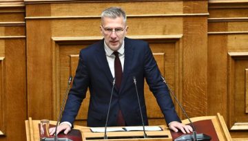 Ο Σκέρτσος που εισηγείται στον Μητσοτάκη εξάντληση τετραετίας και οι βασιλικότεροι του βασιλέως…