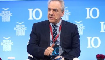 &Omicron; &Theta;ά&nu;&omicron;&sigmaf; &Nu;&tau;ό&kappa;&omicron;&sigmaf; &pi;&omicron;&upsilon; &laquo;&chi;ώ&nu;&epsilon;&tau;&alpha;&iota;&raquo; &pi;&alpha;&nu;&tau;&omicron;ύ