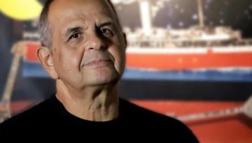 Ο Βαγγέλης Κορακάκης διαψεύδει ότι προσχώρησε στο ΠΑΣΟΚ: «Είμαι ΚΚΕ» – Γκρίνιες για τον Πελεγρίνη