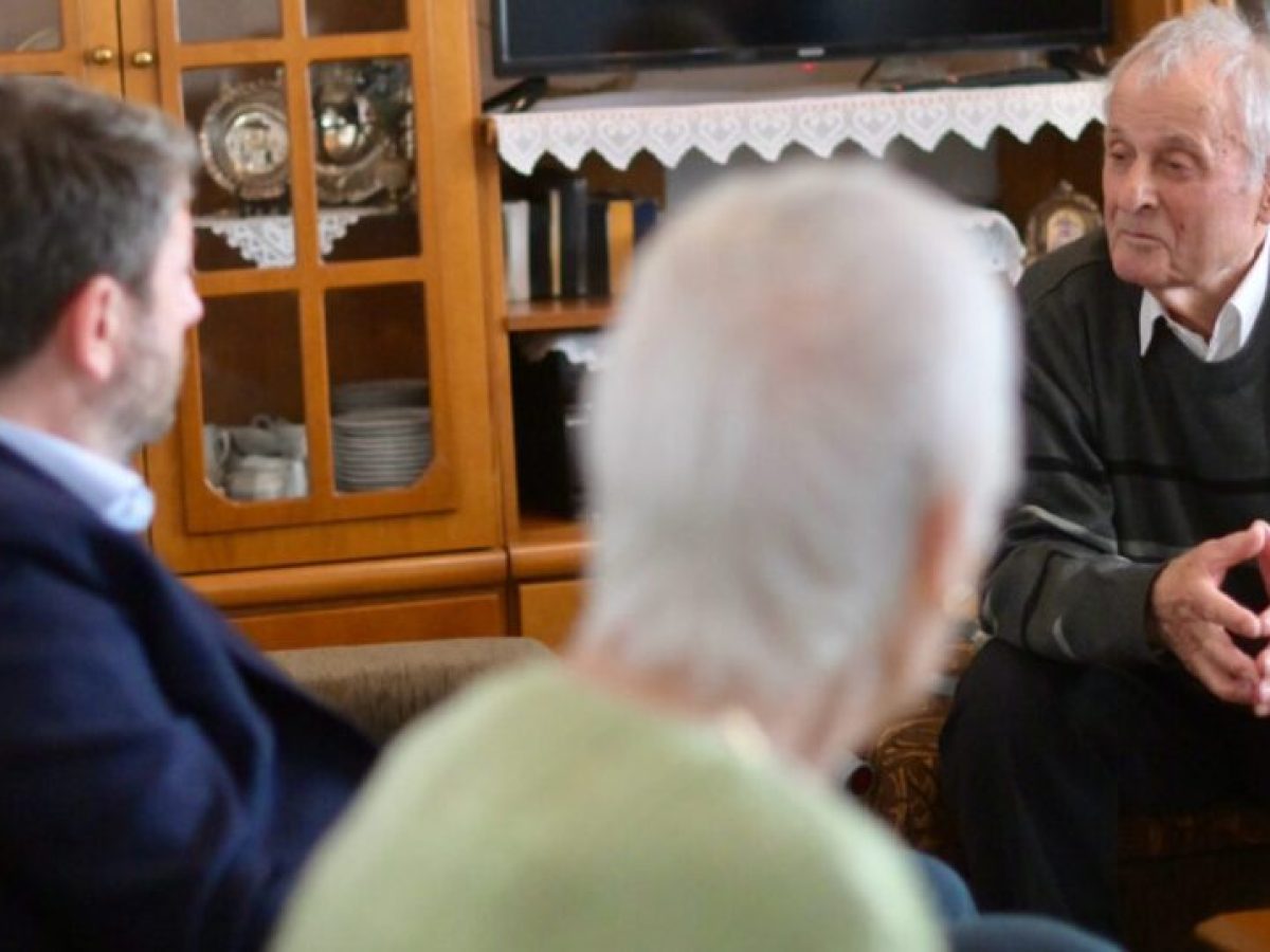 Ο Ανδρουλάκης αποχαιρετά τον Π. Αραμπατζή που είχε κάνει δωρεά 100.000 στο νοσοκομείο Διδυμοτείχου