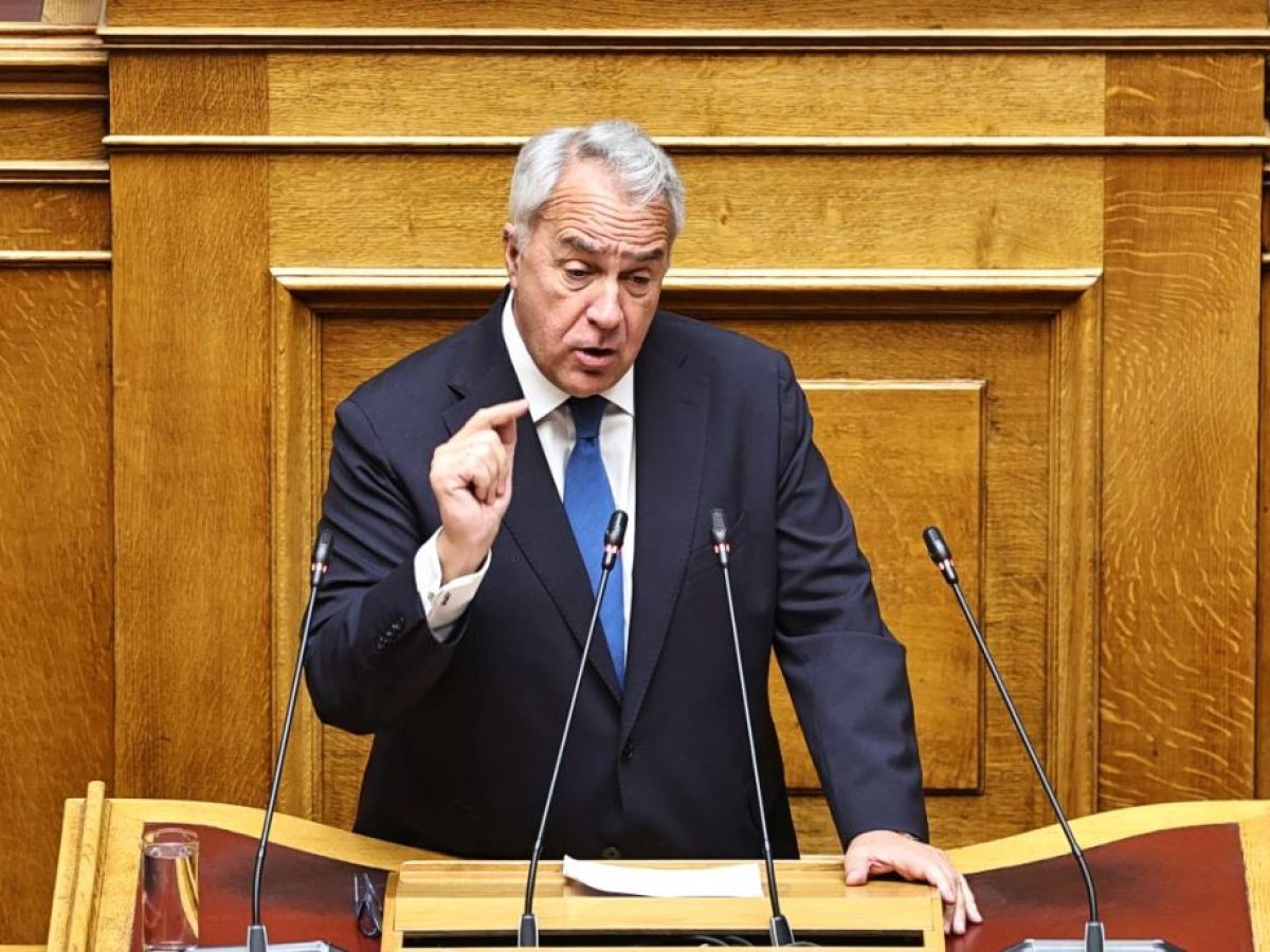 &Omicron;&Pi;&Epsilon;&Kappa;&Epsilon;&Pi;&Epsilon;: &laquo;&Kappa;&alpha;&rho;&phi;&iota;ά&raquo; &Beta;&omicron;&rho;ί&delta;&eta; &ndash; &laquo;&Delta;&epsilon;&nu; &gamma;&nu;&omega;&rho;ί&zeta;&omega; &tau;&omicron; έ&gamma;&gamma;&rho;&alpha;&phi;&omicron; &tau;&omicron;&upsilon; &Beta;ά&rho;&rho;&alpha;, &nu;&alpha; &kappa;ά&nu;&epsilon;&iota; έ&lambda;&epsilon;&gamma;&chi;&omicron; &eta; &kappa;&upsilon;&beta;έ&rho;&nu;&eta;&sigma;&eta;&raquo;