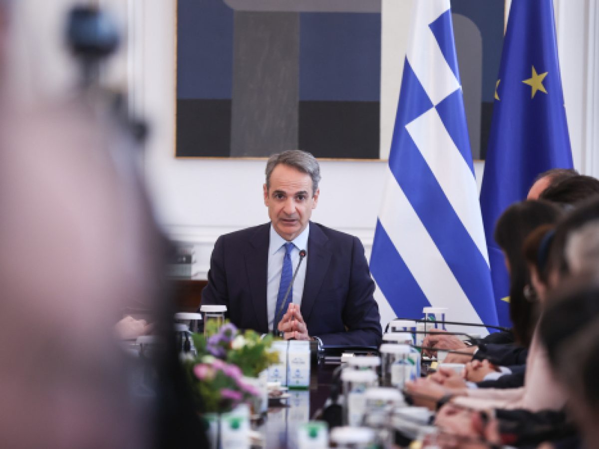 &Pi;&Alpha;&Sigma;&Omicron;&Kappa;: &Pi;&alpha;&nu;&iota;&kappa;ό&beta;&lambda;&eta;&tau;&omicron;&sigmaf; &alpha;&pi;ό &tau;&iota;&sigmaf; &epsilon;&upsilon;&theta;&epsilon;ί&epsilon;&sigmaf; &alpha;&pi;&epsilon;&iota;&lambda;έ&sigmaf; &tau;&omicron;&upsilon; &Tau;&alpha;&lambda; &Nu;&tau;ί&lambda;&iota;&alpha;&nu;, &omicron; &laquo;&Nu;ί&xi;&omicron;&nu;&raquo; &tau;&omicron;&upsilon; &Mu;&alpha;&xi;ί&mu;&omicron;&upsilon; &delta;&rho;&alpha;&pi;&epsilon;&tau;&epsilon;ύ&epsilon;&iota;