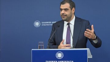 &Pi;. &Mu;&alpha;&rho;&iota;&nu;ά&kappa;&eta;&sigmaf;: &laquo;&Omicron; &Alpha;&nu;&delta;&rho;&omicron;&upsilon;&lambda;ά&kappa;&eta;&sigmaf; &alpha;&nu;&alpha;&pi;&alpha;&rho;ά&gamma;&epsilon;&iota; &sigma;&upsilon;&nu;&theta;ή&mu;&alpha;&tau;&alpha; &tau;&omicron;&upsilon; &pi;&rho;&omicron;&eta;&gamma;&omicron;ύ&mu;&epsilon;&nu;&omicron;&upsilon; &alpha;&iota;ώ&nu;&alpha;&raquo;