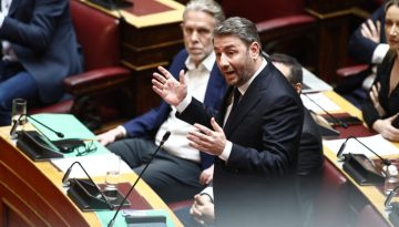 Παπασταύρου σε Ανδρουλάκη: Κατώτερο των περιστάσεων το ΠΑΣΟΚ και στην εθνική υπόθεση των υδρογονανθράκων