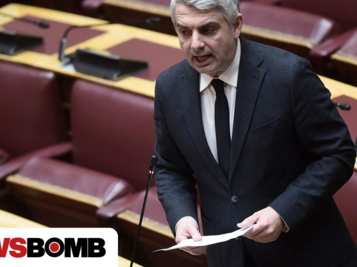 Παραδίδει την έδρα ο Οδυσσέας Κωνσταντινόπουλος μετά τη διαγραφή του