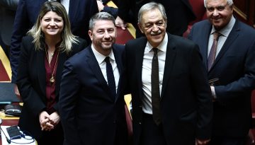 &Pi;&alpha;&Sigma;&omicron;&Kappa;: &Delta;&rsquo; &alpha;&nu;&tau;&iota;&pi;&rho;ό&epsilon;&delta;&rho;&omicron;&sigmaf; &tau;&eta;&sigmaf; &Beta;&omicron;&upsilon;&lambda;ή&sigmaf; &omicron; &Pi;ά&rho;&iota;&sigmaf; &Kappa;&omicron;&upsilon;&kappa;&omicron;&upsilon;&lambda;ό&pi;&omicron;&upsilon;&lambda;&omicron;&sigmaf;