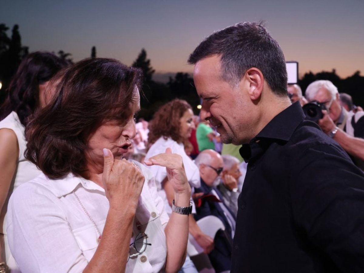 ΠαΣοΚ: Αιχμές από Δούκα και Διαμαντοπούλου για τη διεύρυνση