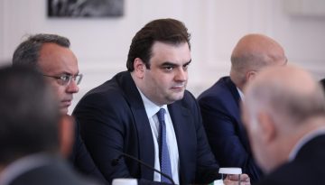 Πιερρακάκης: «Δεν πρέπει να δημιουργήσουμε μια νέα κρίση, δημοσιονομική αυτή τη φορά, προσπαθώντας να αντιμετωπίσουμε την