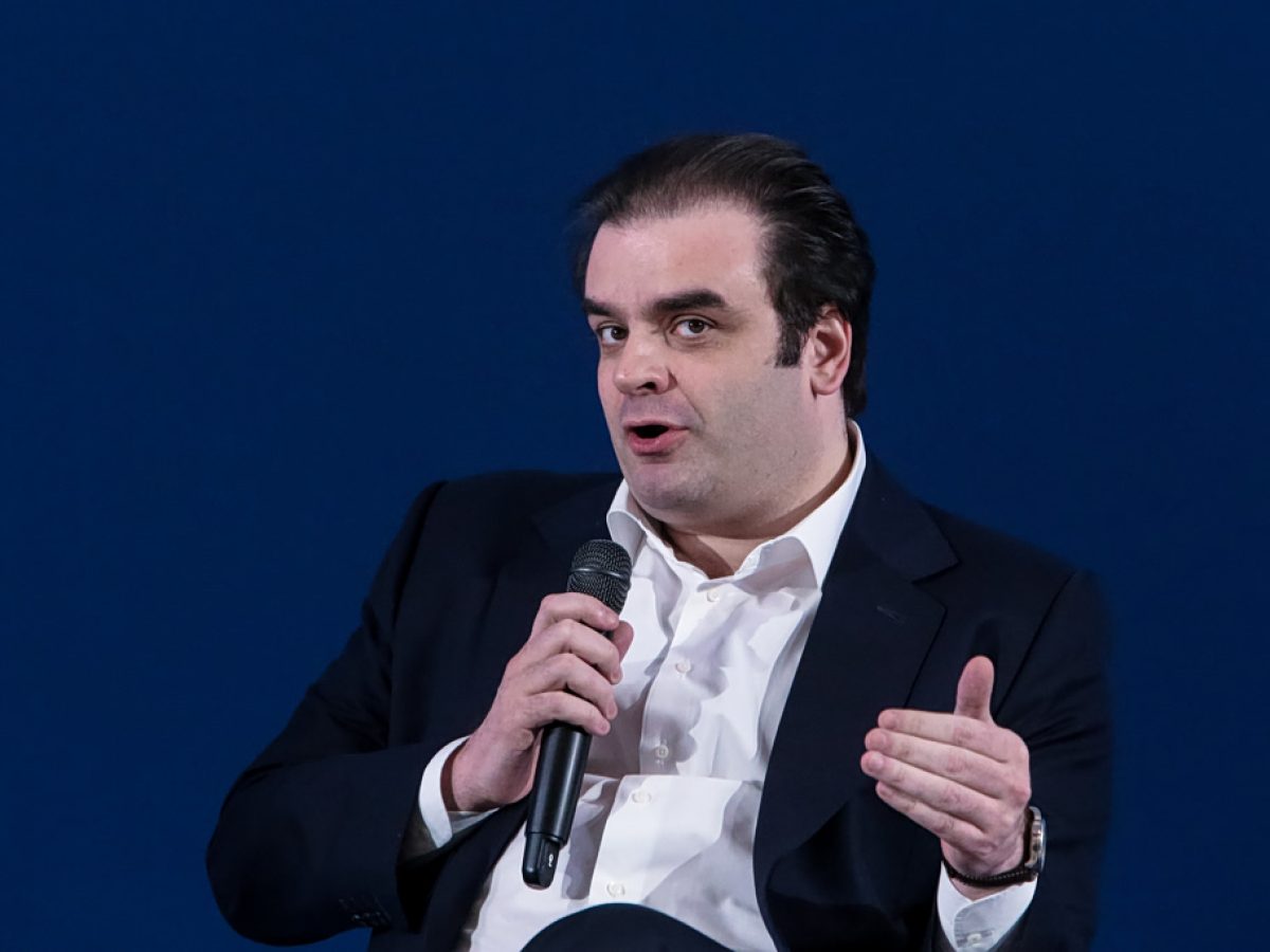 Πιερρακάκης: «Η οικονομία διαρκώς βελτιώνει τις επιδόσεις της, παρά το δύσκολο γεωπολιτικό περιβάλλον»