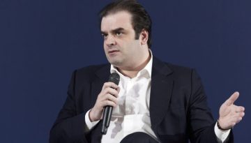 Πιερρακάκης: Η οικονομία διαρκώς βελτιώνει τις επιδόσεις της, παρά το δύσκολο γεωπολιτικό περιβάλλον