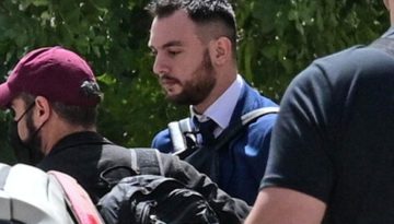 Ποινή φυλάκισης τεσσάρων ετών στον Κωνσταντίνο Φλώρο για τον ξυλοδαρμό Γραμμένου στη Βουλή
