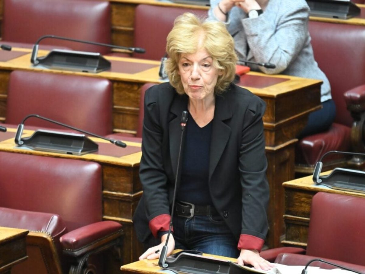 Πόλεμος στη Μέση Ανατολή: Θεατρινισμοί στη Βουλή με εκφράσεις, ελαφρά τη καρδία, για «φέρετρα Δένδια»