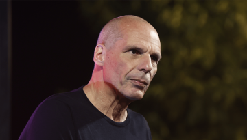 Προκλητικές δηλώσεις Βαρουφάκη: «Πυροβολεί» Ελλάδα, ΗΠΑ και Ισραήλ: «Έχουμε γίνει δορυφόρος – Η Τουρκία παίζει παιχνίδι ι