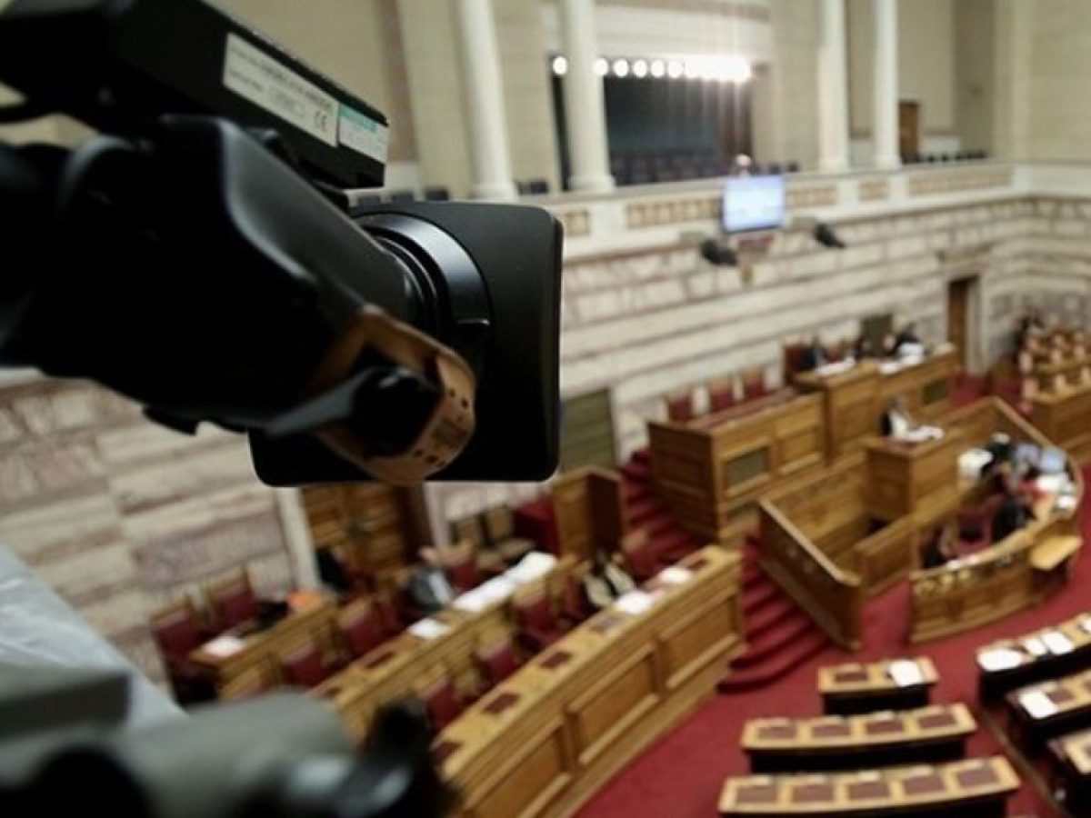 Ψηφίστηκε το νομοσχέδιο για τον εκσυγχρονισμό και αναβάθμιση των Μεταφορών
