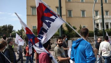 ΠΑΜΕ: Τιμή στην 8η Μάρτη με αγώνα ενάντια στην εκμετάλλευση και τους πολέμους