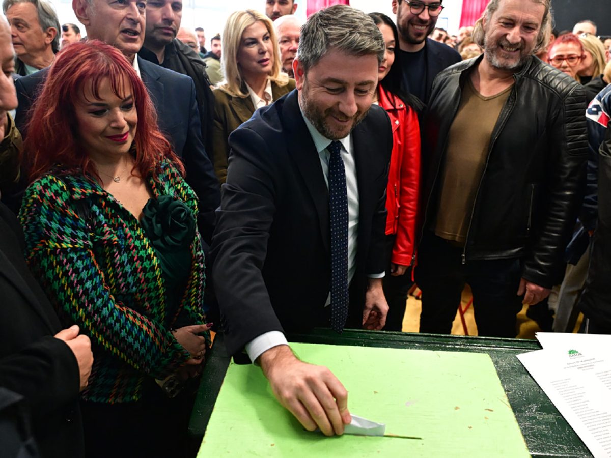 ΠΑΣΟΚ: Κερδισμένοι και χαμένοι της κάλπης