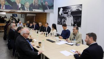 ΠΑΣΟΚ: Αντίστροφη μέτρηση για το Συνέδριο – Στο επίκεντρο το «όχι» στη συνεργασία με τη ΝΔ