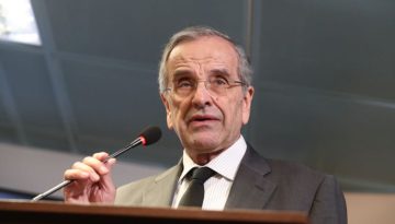 &Sigma;&alpha;&mu;&alpha;&rho;ά&sigmaf; &sigma;&epsilon; &Mu;&eta;&tau;&sigma;&omicron;&tau;ά&kappa;&eta; &gamma;&iota;&alpha; Chevron: &Epsilon;&mu;έ&nu;&alpha; &kappa;&alpha;&iota; &tau;&omicron;&nu; &Kappa;&alpha;&rho;&alpha;&mu;&alpha;&nu;&lambda;ή &epsilon;&nu;&nu;&omicron;&epsilon;ί ό&tau;&alpha;&nu; &mu;&iota;&lambda;ά &gamma;&iota;&alpha; &epsilon;&pi;&alpha;&gamma;&gamma;&epsilon;&lambda;&mu;&alpha;&tau;ί&epsilon;&sigmaf; &alpha;&nu;&eta;&sigma;&upsilon;&chi;&omicron;ύ&nu;&tau;&epsilon;&sigmaf;;