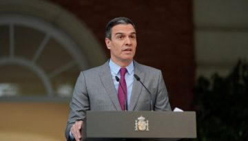 &Sigma;ά&nu;&tau;&sigma;&epsilon;&theta; &sigma;&epsilon; &Alpha;&nu;&delta;&rho;&omicron;&upsilon;&lambda;ά&kappa;&eta;: &laquo;&Tau;&omicron; &Pi;&alpha;&Sigma;&omicron;&Kappa; &mu;&pi;&omicron;&rho;&epsilon;ί &nu;&alpha; &kappa;ά&nu;&epsilon;&iota; &tau;&eta; &delta;&iota;&alpha;&phi;&omicron;&rho;ά&raquo; &ndash; &Mu;ή&nu;&upsilon;&mu;&alpha; &sigma;&tau;ή&rho;&iota;&xi;&eta;&sigmaf; &mu;&epsilon; &epsilon;&upsilon;&rho;&omega;&pi;&alpha;ϊ&kappa;έ&sigmaf; &pi;&rho;&omicron;&epsilon;&kappa;&tau;ά&sigma;&epsilon;&iota;&sigmaf;