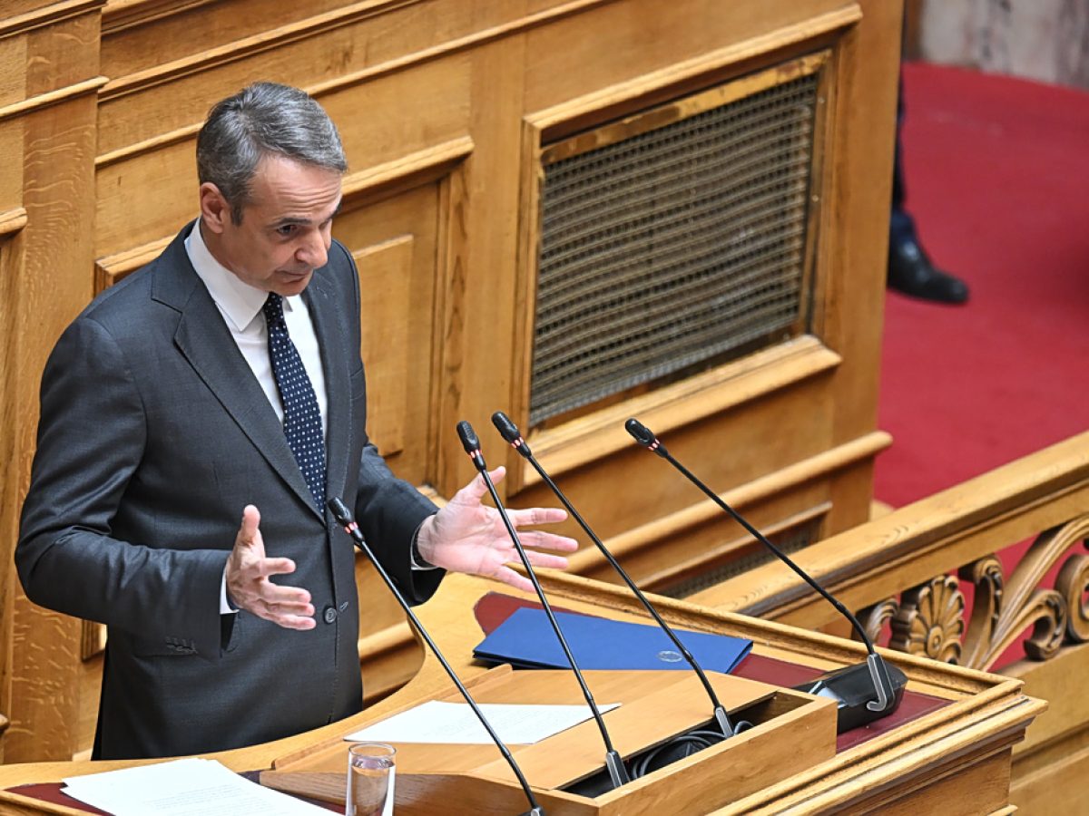 Σενάρια για πρόωρες εκλογές: Τι αλλάζει στις δημοσκοπήσεις, τι σκέφτεται το Μαξίμου