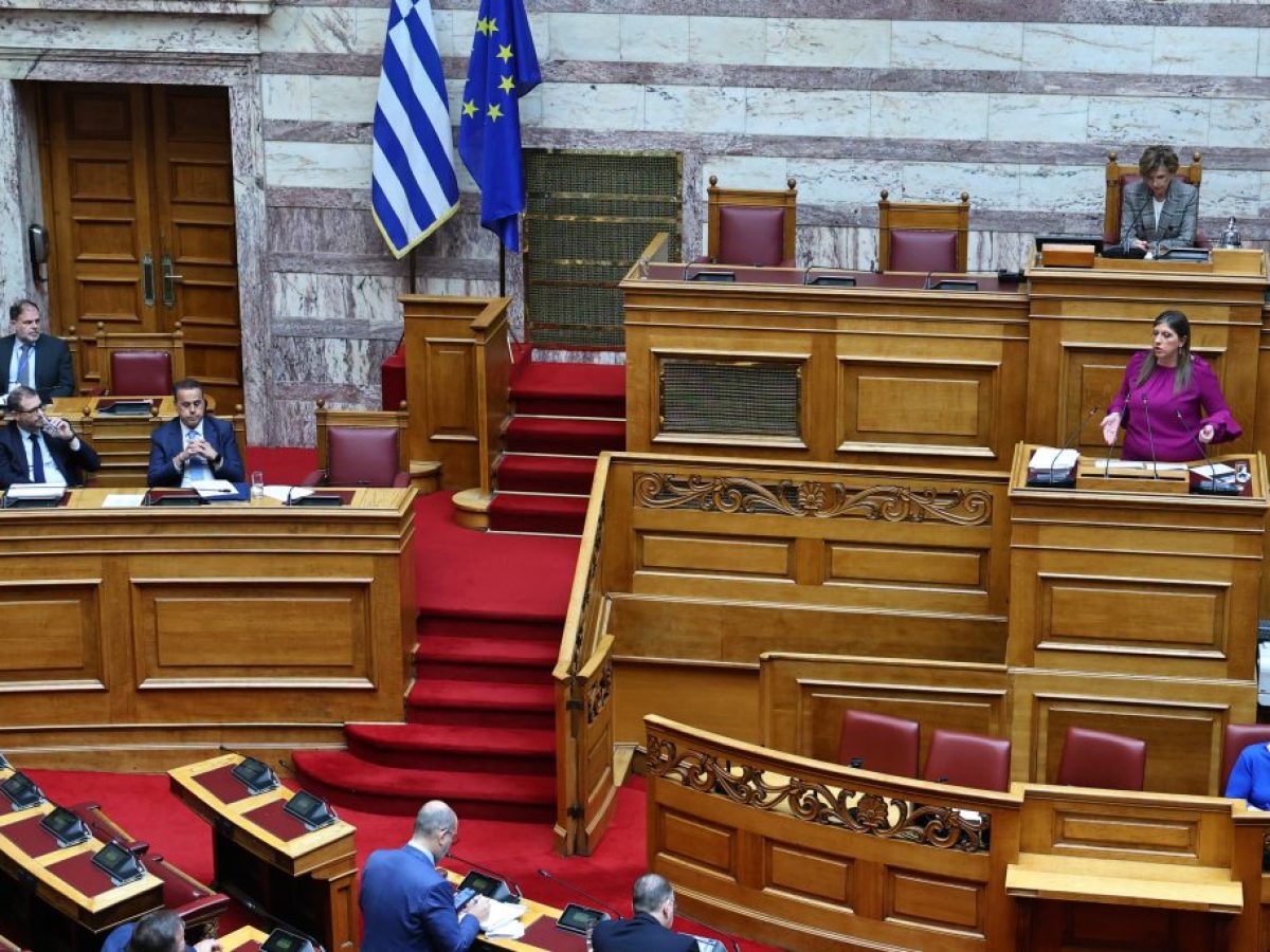 &Sigma;&phi;&omicron;&delta;&rho;ή &sigma;ύ&gamma;&kappa;&rho;&omicron;&upsilon;&sigma;&eta; &Kappa;&omega;&nu;&sigma;&tau;&alpha;&nu;&tau;&omicron;&pi;&omicron;ύ&lambda;&omicron;&upsilon; &ndash; &Mu;&alpha;&rho;&kappa;ό&pi;&omicron;&upsilon;&lambda;&omicron;&upsilon; &ndash; &Lambda;&alpha;&zeta;&alpha;&rho;ί&delta;&eta;: &laquo;&Epsilon;ί&sigma;&tau;&epsilon; &pi;&omicron;&lambda;&iota;&tau;&iota;&kappa;ή &mu;&alpha;&phi;ί&alpha;- &Epsilon;ί&sigma;&tau;&epsilon; &gamma;&upsilon;&mu;&nu;&omicron;&sigma;ά&lambda;&iota;&alpha;&gamma;&kappa;&alpha;&sigmaf;&raquo; (video)