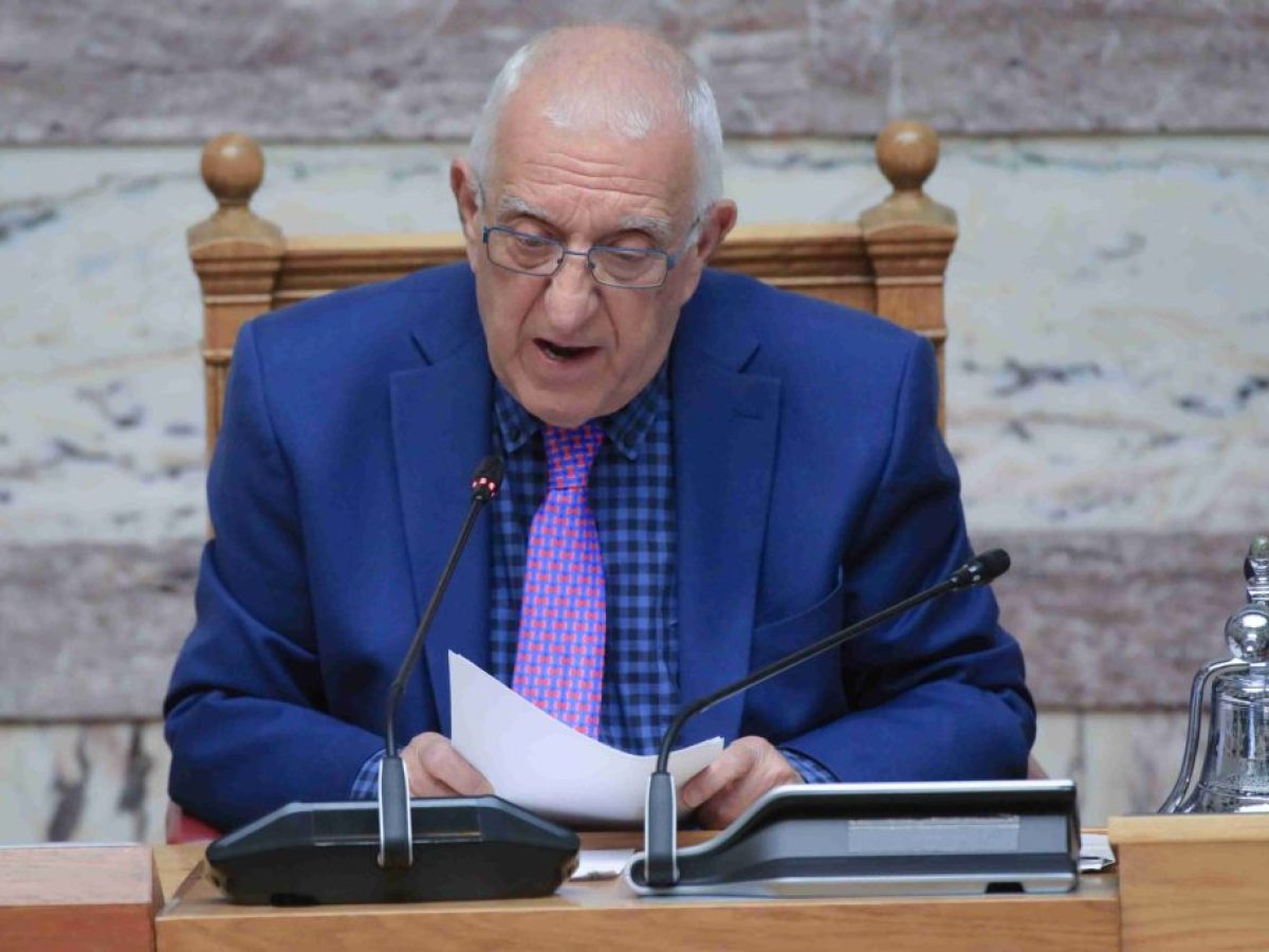 Συγχαρητήρια Νικήτα Κακλαμάνη στον Λευτέρη Πετρούνια για το ασημένιο μετάλλιο