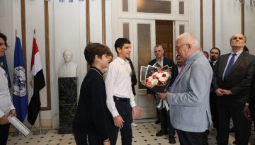 &Sigma;&upsilon;&gamma;&kappa;&iota;&nu;&eta;&tau;&iota;&kappa;ή &upsilon;&pi;&omicron;&delta;&omicron;&chi;ή &Nu;&iota;&kappa;ή&tau;&alpha; &Kappa;&alpha;&kappa;&lambda;&alpha;&mu;ά&nu;&eta; &sigma;&tau;&alpha; &epsilon;&lambda;&lambda;&eta;&nu;&iota;&kappa;ά &sigma;&chi;&omicron;&lambda;&epsilon;ί&alpha; &tau;&eta;&sigmaf; &Alpha;&iota;&gamma;ύ&pi;&tau;&omicron;&upsilon;