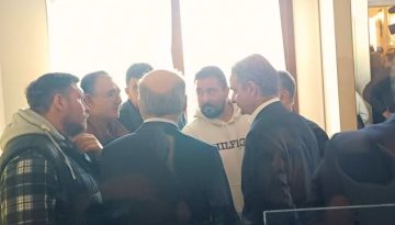 Συνάντηση αγροτών των μπλόκων με Κυριάκο Μητσοτάκη στη Λάρισα: Τα ζητήματα που του έθεσαν (Εικόνες  Βίντεο)