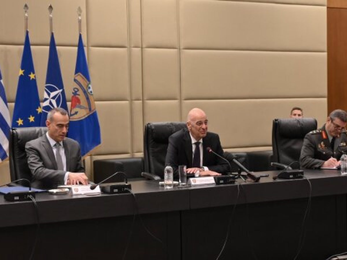 Συνάντηση Δένδια με κοινοβουλευτική ομάδα του Καναδά: Στόχος η ενίσχυση της στρατηγικής αμυντικής σχέσης των δύο χωρών