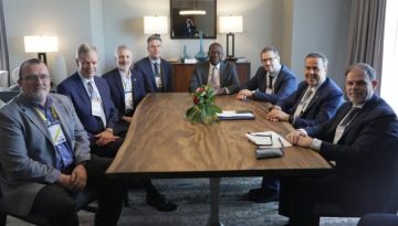 Συνάντηση Παπασταύρου με Chevron: Σεισμικές έρευνες νοτίως της Κρήτης έως το τέλος του 2026