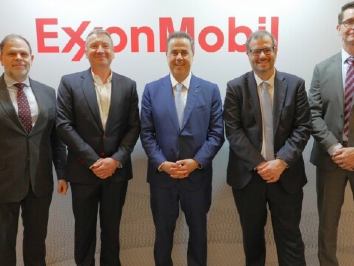 Συνάντηση Παπασταύρου με ExxonMobil: Σε τροχιά υλοποίησης η γεώτρηση στο Ιόνιο το 2027
