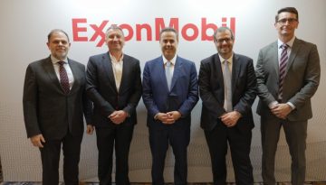 Συνάντηση Παπασταύρου με ExxonMobil: Σε τροχιά υλοποίησης η γεώτρηση στο Ιόνιο το 2027