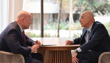 Συνάντηση του Νίκου Δένδια με τον μόνιμο αντιπρόσωπο των ΗΠΑ στο ΝΑΤΟ