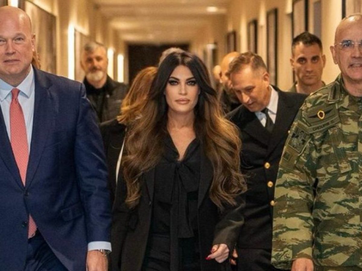 &Sigma;&epsilon;&iota;&rho;ά &sigma;&upsilon;&nu;&alpha;&nu;&tau;ή&sigma;&epsilon;&omega;&nu; &Gamma;&kappa;ί&lambda;&phi;&omicron;ϊ&lambda; &ndash; &Gamma;&omicron;&upsilon;ί&tau;&alpha;&kappa;&epsilon;&rho; &mu;&epsilon; Έ&lambda;&lambda;&eta;&nu;&epsilon;&sigmaf; &alpha;&xi;&iota;&omega;&mu;&alpha;&tau;&omicron;ύ&chi;&omicron;&upsilon;&sigmaf;