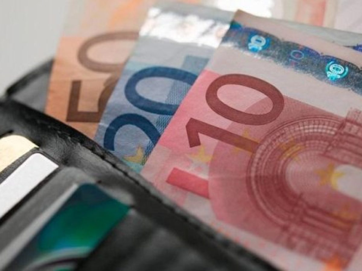 ΣΥΡΙΖΑ: Χωρίς ουσιαστικό αποτέλεσμα η αναιμική αύξηση του κατώτατου μισθού μπροστά στην ακρίβεια που βιώνουν οι εργαζόμεν