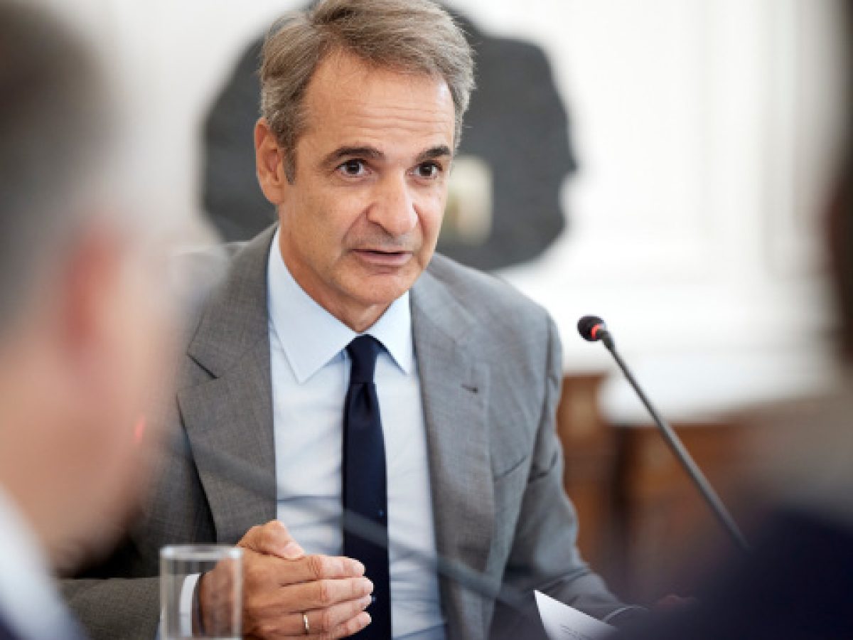 Σύσκεψη στο Μαξίμου υπό τον Μητσοτάκη για την κατάσταση στην αγορά λόγω Μέσης Ανατολής, από αύριο το μέτρο της επιδότησης