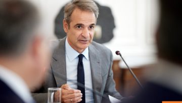 Σύσκεψη στο Μαξίμου υπό τον Μητσοτάκη για την κατάσταση στην αγορά λόγω Μέσης Ανατολής, από αύριο το μέτρο της επιδότησης