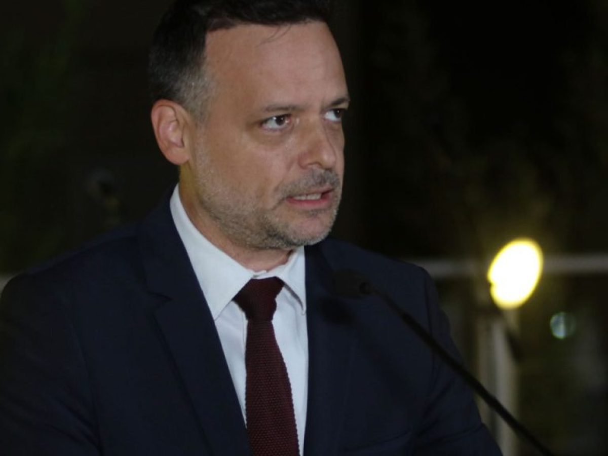 Σκληρή κριτική Δούκα σε Μπακογιάννη για τον Βοτανικό