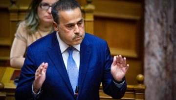 &Sigma;&tau;. &Pi;&alpha;&pi;&alpha;&sigma;&tau;&alpha;ύ&rho;&omicron;&upsilon;: &Tau;&omicron; &epsilon;&theta;&nu;&iota;&kappa;ό &sigma;&upsilon;&mu;&phi;έ&rho;&omicron;&nu; &epsilon;&pi;&iota;&beta;ά&lambda;&lambda;&epsilon;&iota; &nu;&alpha; &mu;&eta;&nu; &kappa;&alpha;&theta;&upsilon;&sigma;&tau;&epsilon;&rho;ή&sigma;&omicron;&upsilon;&mu;&epsilon; &tau;&eta;&nu; &kappa;ύ&rho;&omega;&sigma;&eta; &tau;&eta;&sigmaf; &sigma;&upsilon;&mu;&phi;&omega;&nu;ί&alpha;&sigmaf; &mu;&epsilon; &tau;&eta; CHEVRON