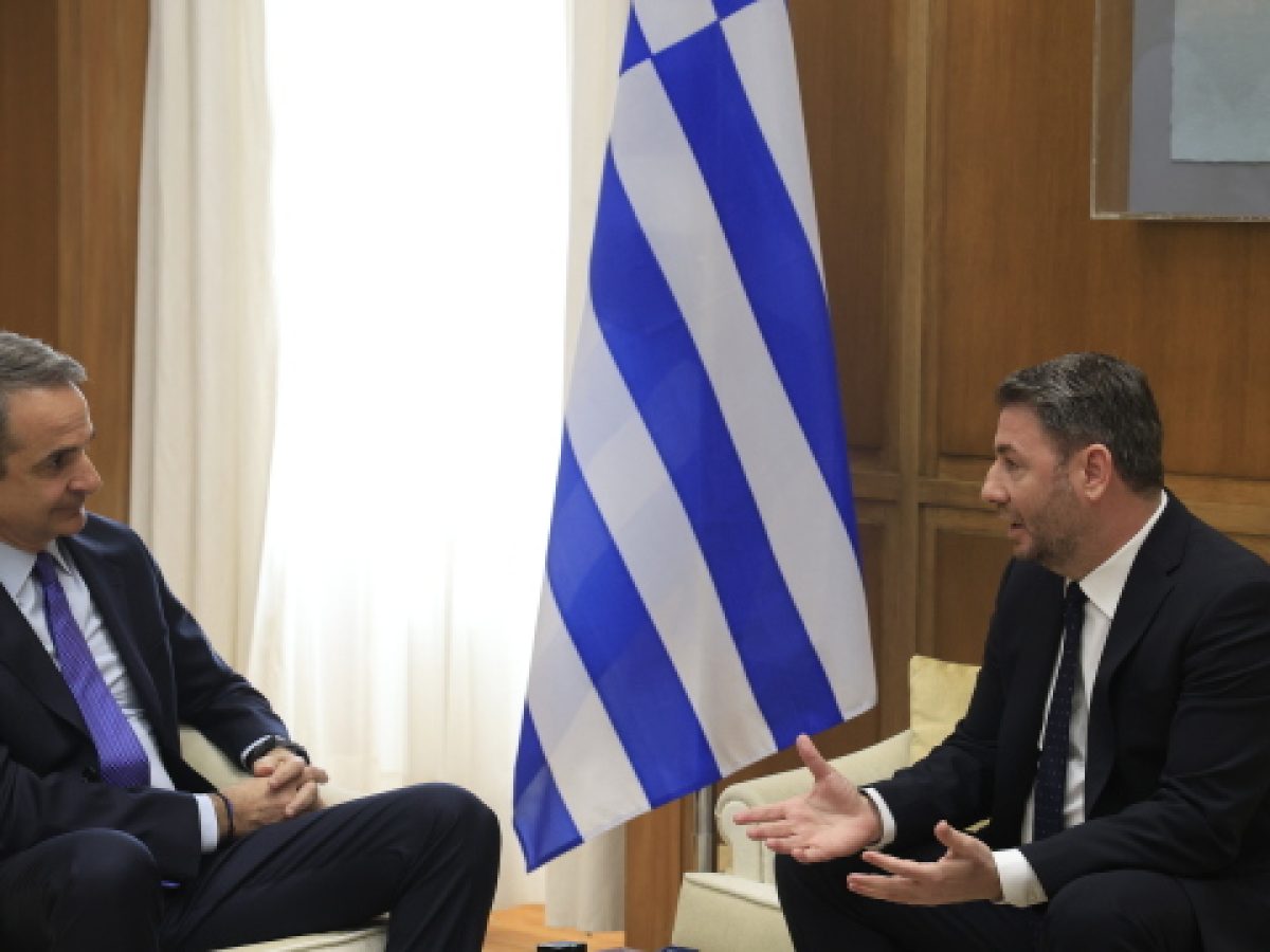 Στη Βουλή το νέο «τετ α τετ» Μητσοτάκη-Ανδρουλάκη: Οι παρεμβάσεις Τσίπρα και το αίτημα για συμβούλιο πολιτικών αρχηγών απ