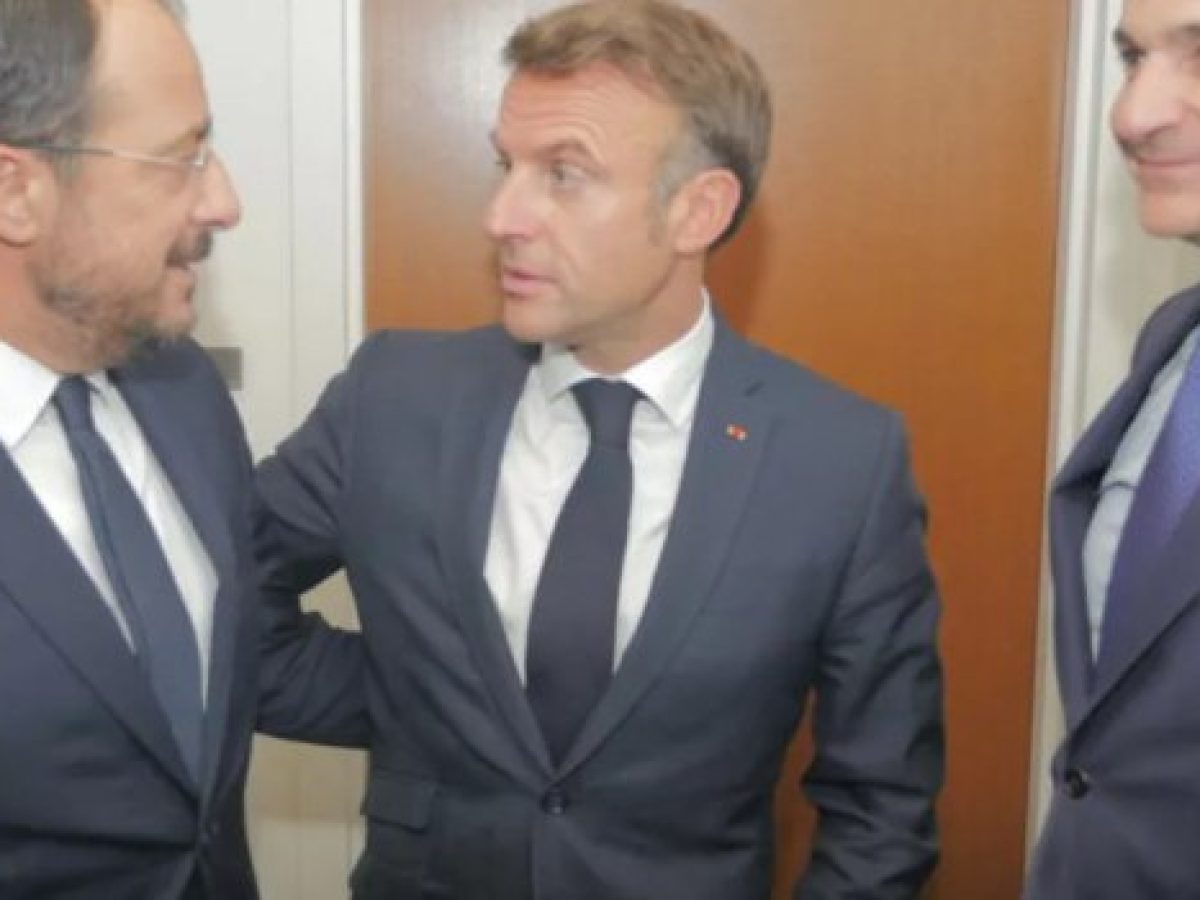 Στην Κύπρο ο Μητσοτάκης – Θα συναντηθεί με Μακρόν και Χριστοδουλίδη