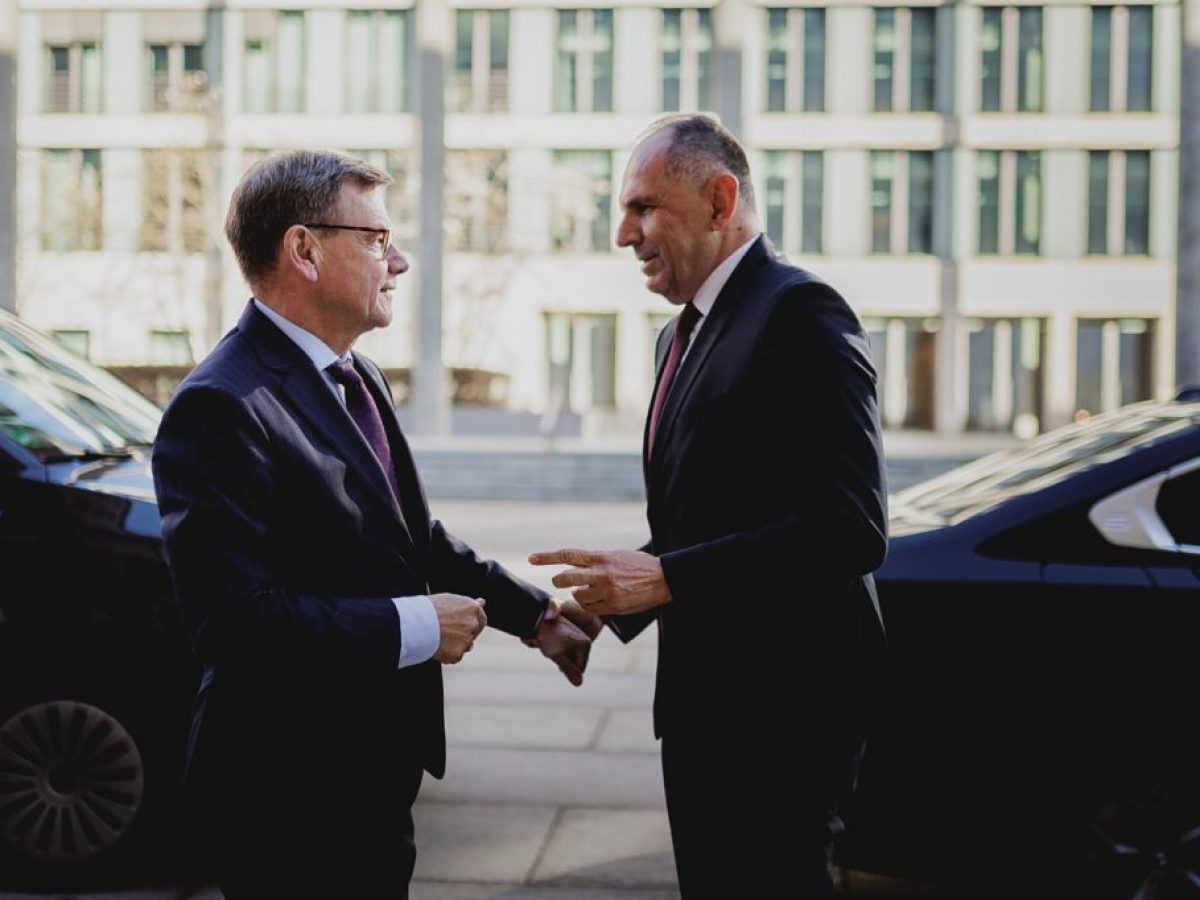 Στην Αθήνα αρχές Μαΐου ο Γερμανός ΥΠΕΞ – «Απαραίτητες οι συμφωνίες με κράτη Κολπου και Ιράν για εξασφάλιση διέλευσης»