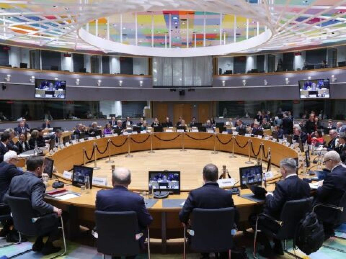 Στις Βρυξέλλες το βάρος των αποφάσεων για το βιομηχανικό ρεύμα  εν μέσω κρίσης στη Μέση Ανατολή: Η Ελλάδα πιέζει την ΕΕ γ