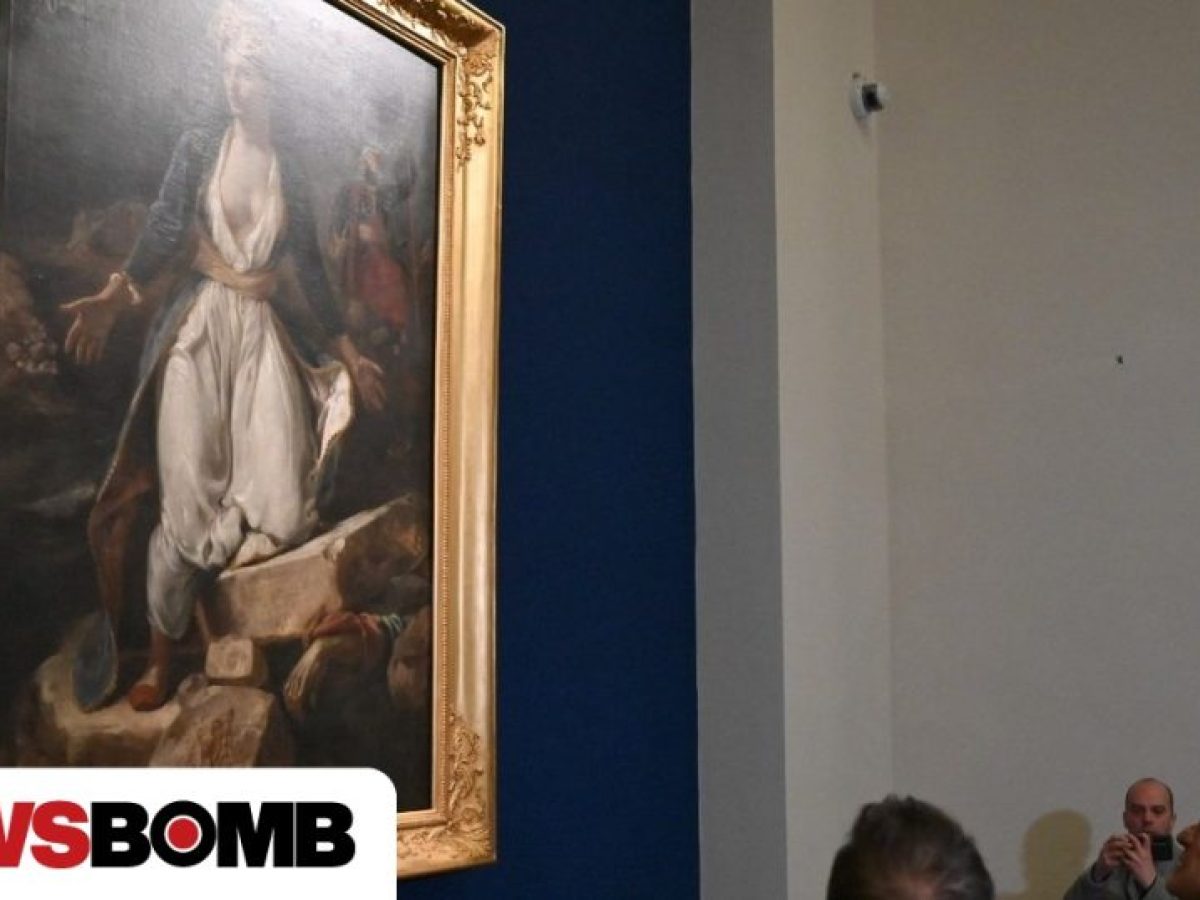 Στο Μεσολόγγι ο Νίκος Δένδιας: Η συγκίνησή του μπροστά στον πίνακα του Ντελακρουά